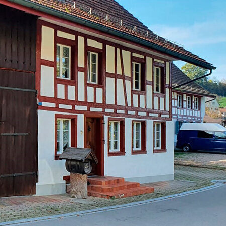Fassadensanierung an Riegelhaus in Weiach